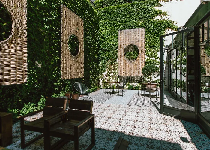 Praktik VinotecaHotel Barcelone